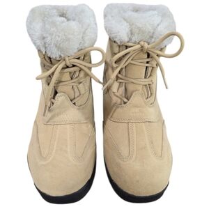 Sorel Women's Waterfall Lace-Up 2 Cold Weather Booties. Size 10